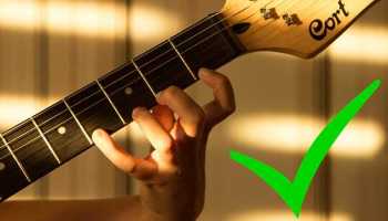 Подготовка пальцев рук к игре на гитаре: лучшие упражнения